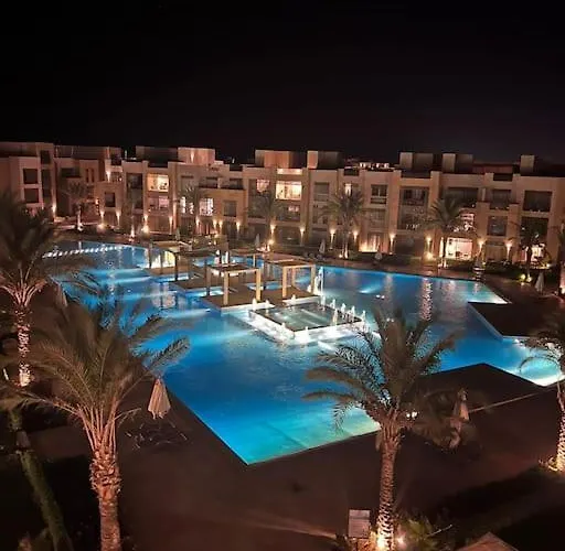 Mangroovy - 1br Ravishing And Mountain View Apartamento Hurghada