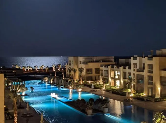Mangroovy - 1br Ravishing And Mountain View Apartamento Hurghada