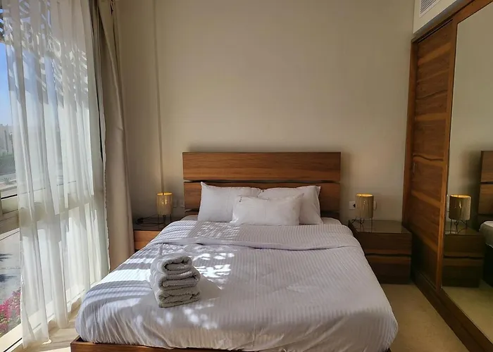Mangroovy - 1br Ravishing And Mountain View Apartamento Hurghada